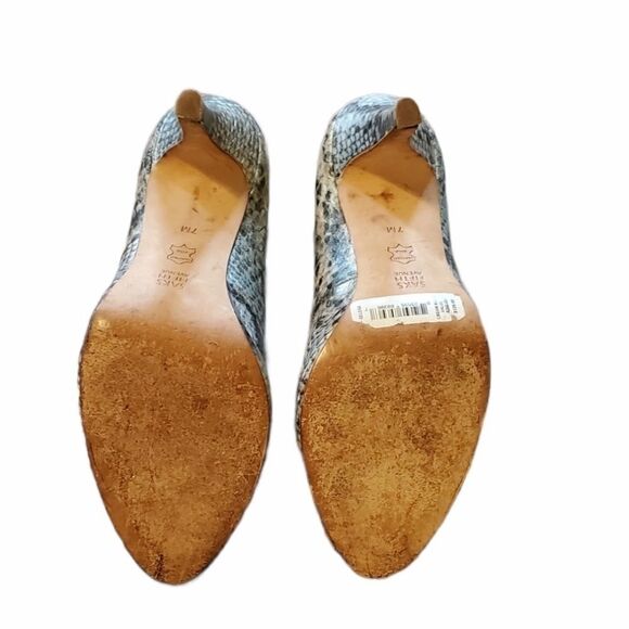 Saks 5th Ave Ladies Heels Size 7 - Picture 6 of 9